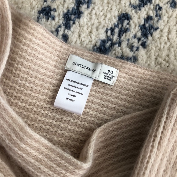 Brand new gentle fawn shawl - Picture 2 of 2